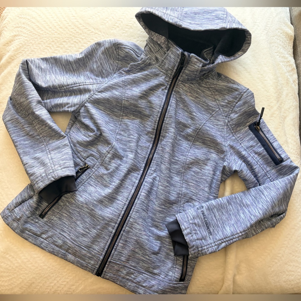 Free Country Softshell Woman’s Jacket size M